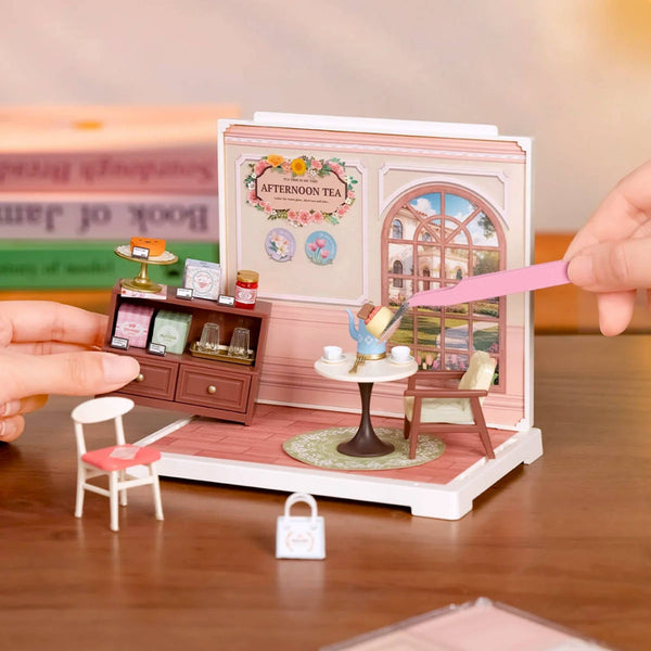 DIY Miniature House Kit: Honey Tea Lounge with Dust Cover